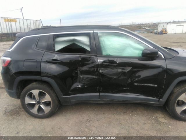 3C4NJDBB5JT131180 Jeep Compass Latitude