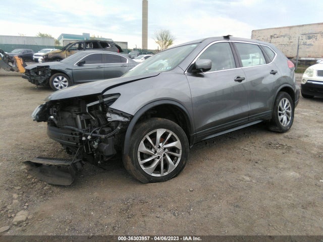 Nissan ROGUE S 2017 KNMAT2MV6HP604247 Image 2