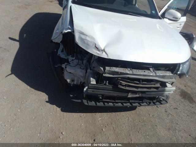 JA4AZ3A30HZ020772 Mitsubishi Outlander Se/sel