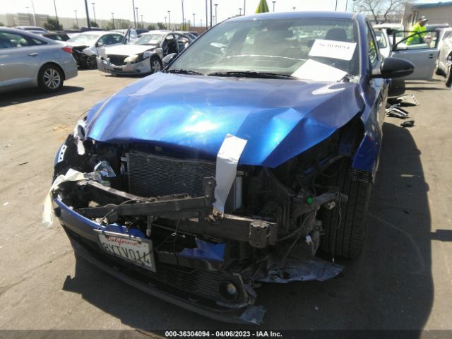 3KPF34AD1ME351474 KIA Forte Gt-line