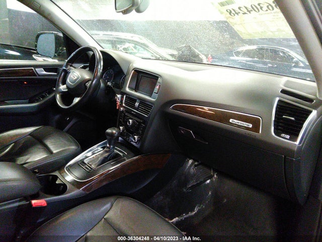 WA1LFAFP8EA012818 Audi Q5 Premium Plus