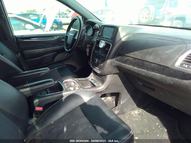 2C4RC1HGXER174564 Chrysler Town & Country S