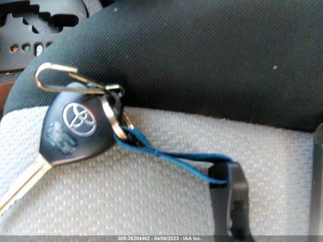Toyota YARIS LE 2014 JTDKTUD32ED589855 Image 3