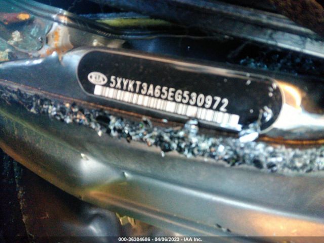 5XYKT3A65EG530972 KIA SORENTO LX