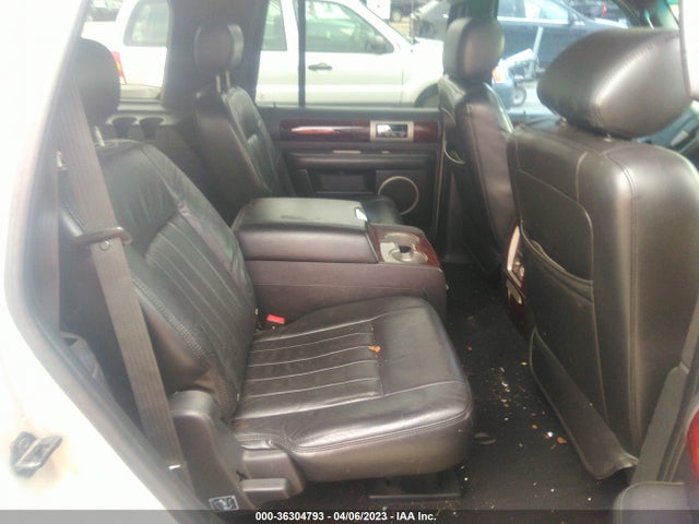 2006 LINCOLN NAVIGATOR LUXURY/ULTIMATE VIN: 5LMFU28526LJ12678