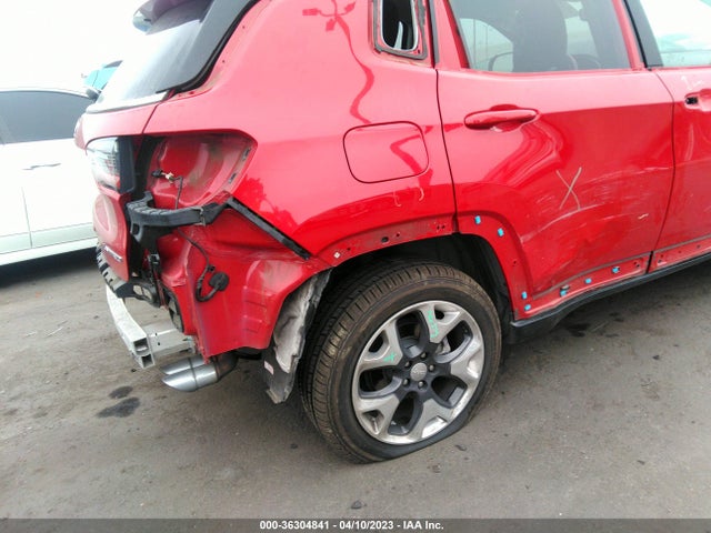 3C4NJCCB7JT368049 Jeep Compass Limited