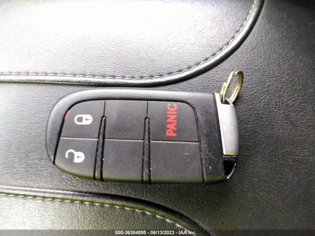 1C4RDJDG0KC586189 Dodge DURANGO GT