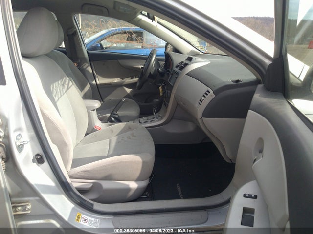 2013 TOYOTA COROLLA LE VIN: 2T1BU4EE7DC928621