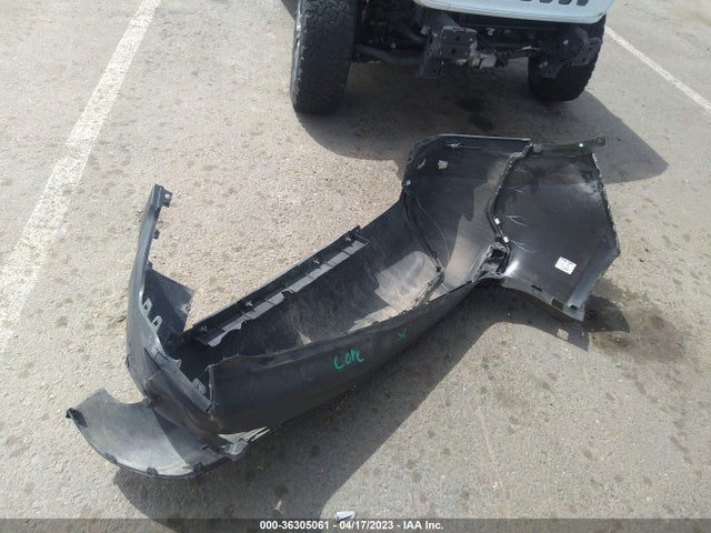 1C4PJMCB9KD337343 Jeep Cherokee Latitude