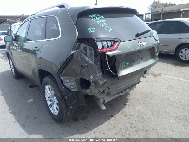 1C4PJMCB9KD337343 Jeep Cherokee Latitude