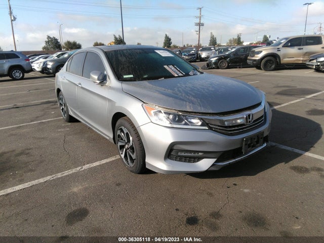 2017 1HGCR2F84HA098484 main image