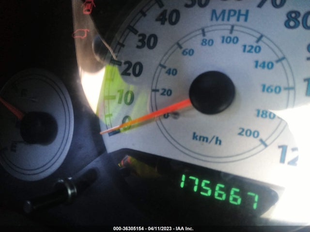 2005 CHRYSLER TOWN & COUNTRY LX VIN: 2C4GP44R85R176396