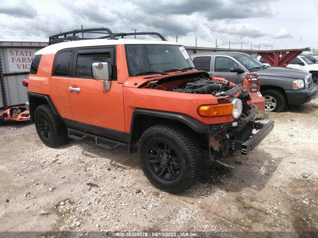 2014 Toyota FJ Cruiser, VIN: JTEBU4BF5EK184736