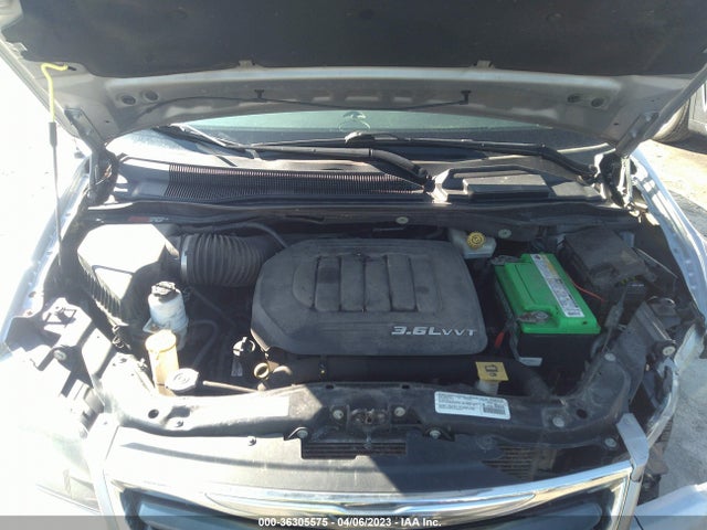 2C4RC1HG4ER236315 Chrysler Town & Country S