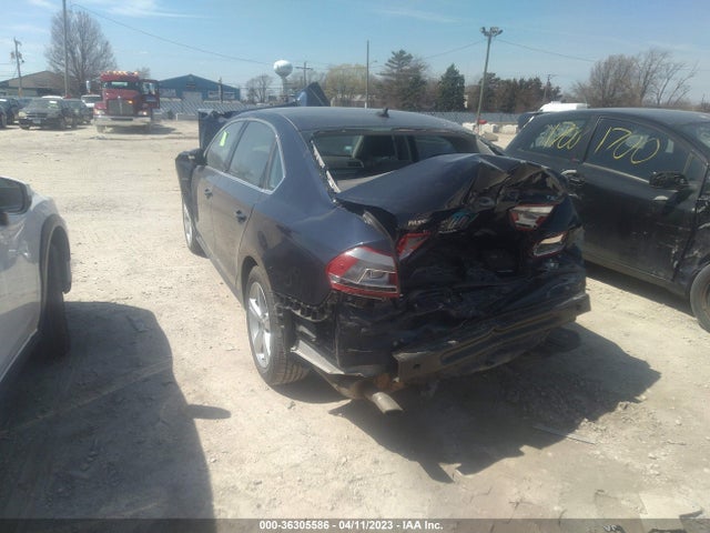 1VWAT7A37FC103238 Volkswagen Passat 1.8t Limited Edition