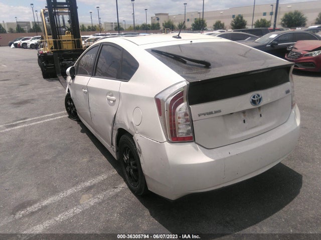 Toyota Prius Four 2015 JTDKN3DUXF1895685 Image 4