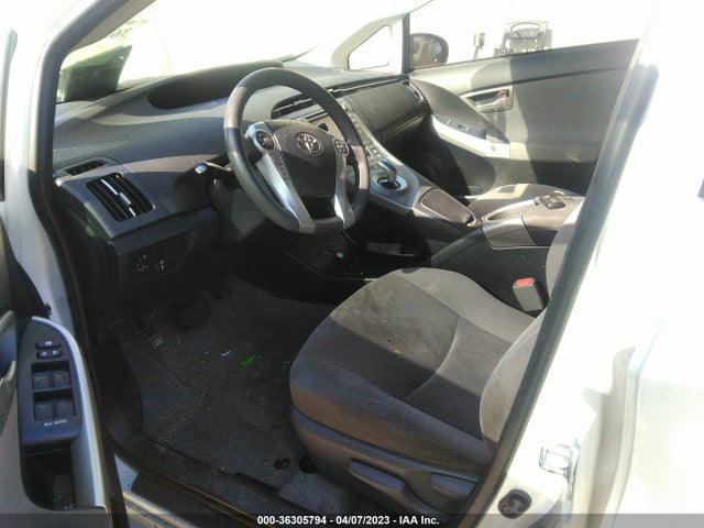 Toyota Prius Four 2015 JTDKN3DUXF1895685 Image 6