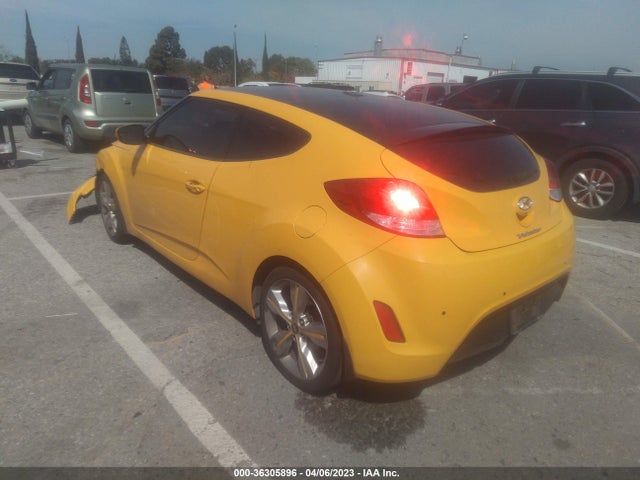 Hyundai VELOSTER 2016 KMHTC6AD3GU253224 Image 4