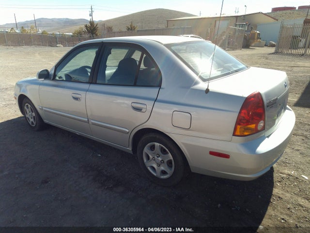 2005 HYUNDAI ACCENT GLS VIN: KMHCG45C15U645948