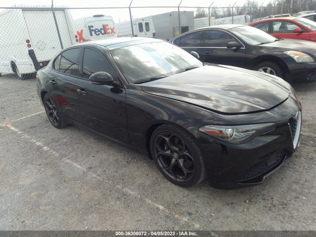2017 Alfa Romeo Giulia, VIN: ZARFAECN4H7552153