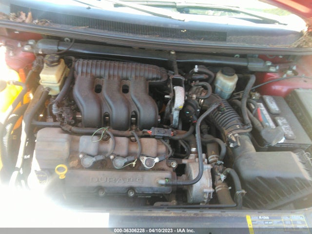 2005 FORD FREESTYLE SE VIN: 1FMZK011X5GA13048