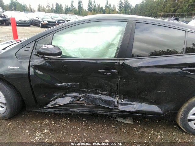 Toyota Prius Four 2016 JTDKARFU4G3001715 Image 7