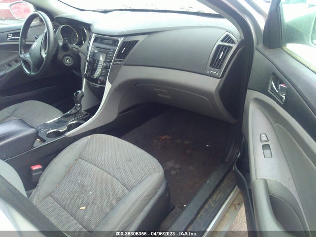 2013 HYUNDAI SONATA GLS VIN: 5NPEB4AC1DH678247