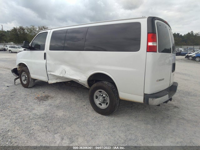 Chevrolet Express Passenger Lt 2017 1GAZGMFG8H1260188 Image 4