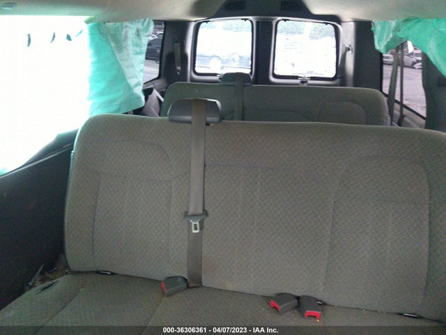 Chevrolet Express Passenger Lt 2017 1GAZGMFG8H1260188 Image 9