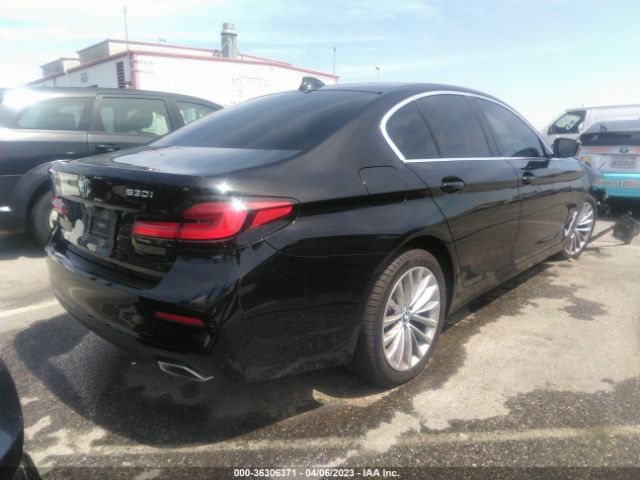 WBA53BH02MWW96552 BMW 5 Series 530i