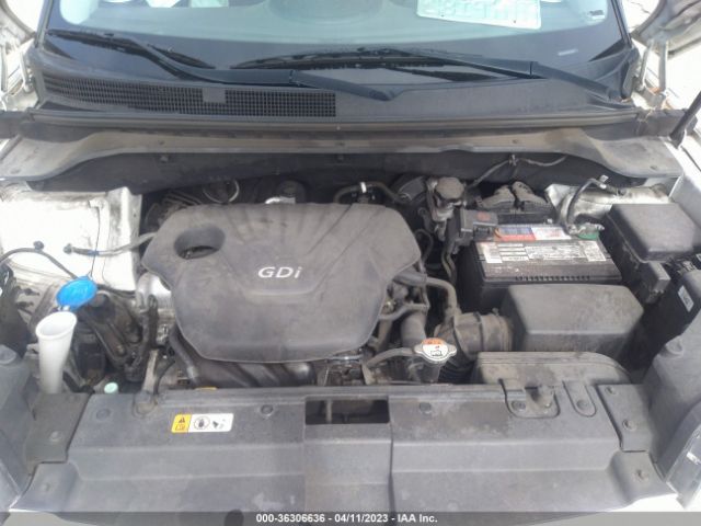 KNDJN2A2XF7221042 KIA Soul Base