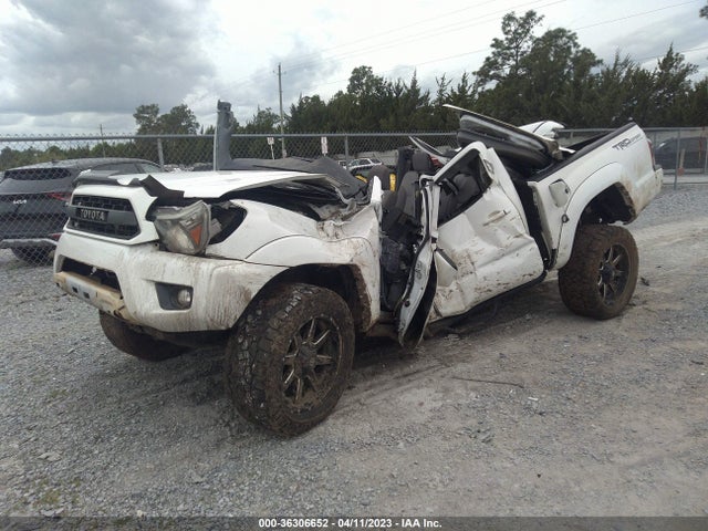 Toyota Tacoma Prerunner 2015 5TFJU4GNXFX076861 Image 2