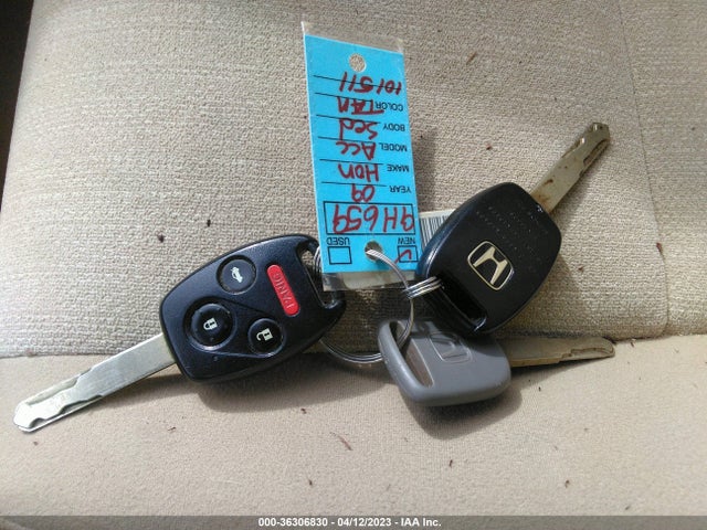 2009 HONDA ACCORD SDN LX VIN: 1HGCP26349A101511