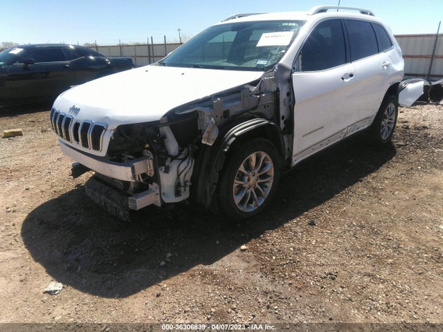 2019 JEEP CHEROKEE LATITUDE PLUS VIN: 1C4PJLLB3KD132630