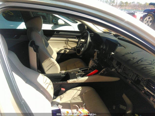 Honda Accord Touring 2018 1HGCV1F94JA097078 Image 5