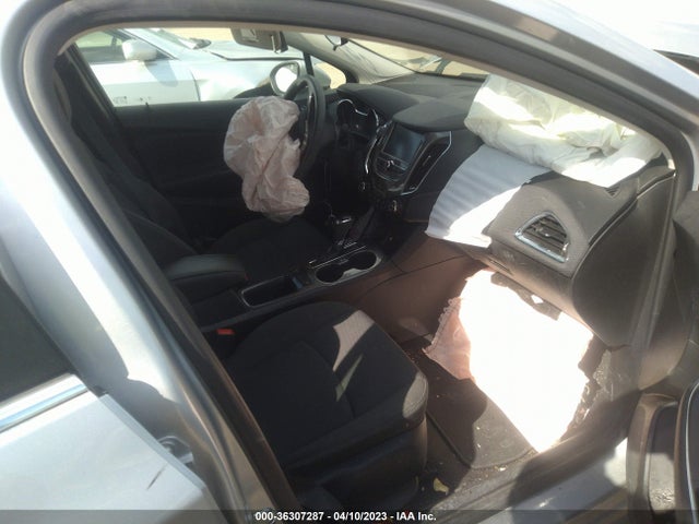 Chevrolet CRUZE LT 2018 1G1BE5SM8J7207566 Image 5