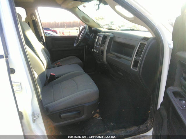 1C6RR7FT2KS578087 RAM 1500 Classic Express