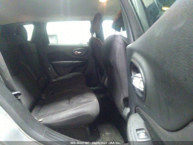 1C4PJMCB7FW552777 Jeep Cherokee Latitude