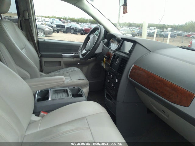 2008 CHRYSLER TOWN & COUNTRY TOURING VIN: 2A8HR54P58R642561