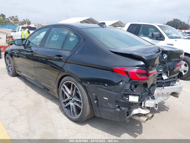BMW M5 2022 WBS83CH09NCH80582 Image 3