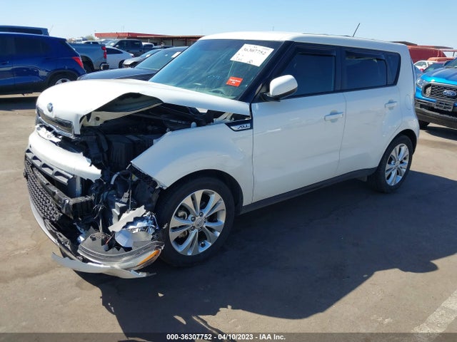 KIA SOUL + 2015 KNDJP3A53F7796383 Image 2