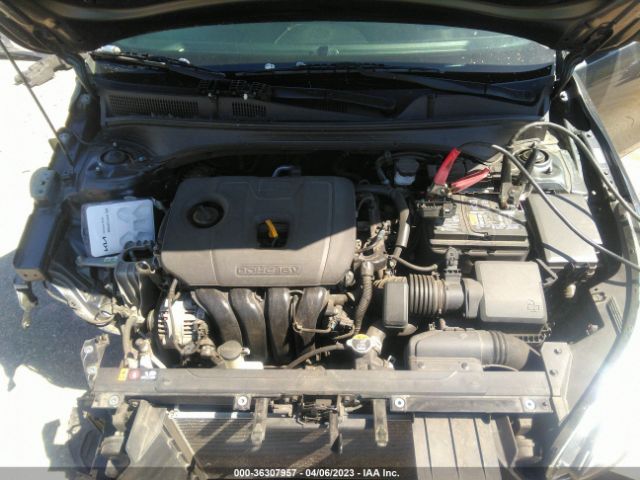 3KPF34AD9ME392791 KIA Forte Gt-line
