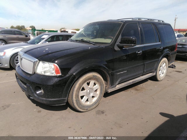 2004 LINCOLN NAVIGATOR LUXURY/ULTIMATE VIN: 5LMFU28R24LJ16276