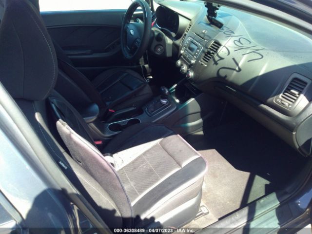 KNAFK5A82G5658287 KIA Forte 5-door Lx