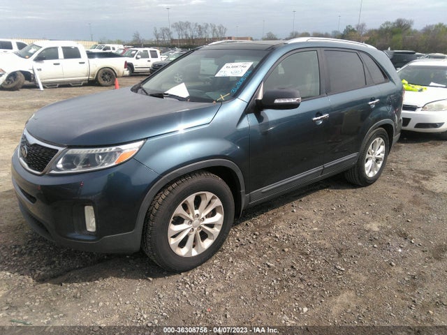 KIA SORENTO EX 2014 5XYKU4A77EG430982 Image 2