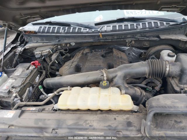 1FMJU1HT6JEA15387 Ford Expedition Xlt