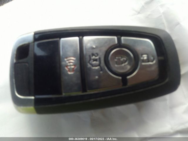 1FMJU1HT6JEA15387 Ford Expedition Xlt