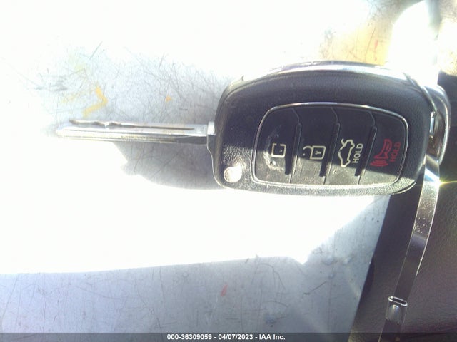 2015 HYUNDAI SONATA 2.4L SE VIN: 5NPE24AFXFH174129