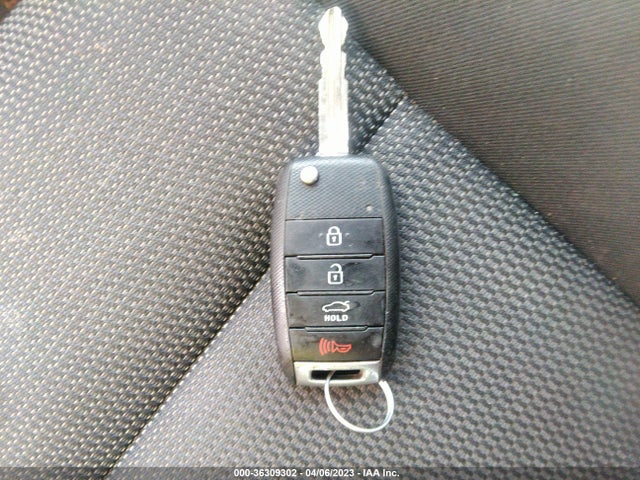 2017 KIA FORTE LX VIN: 3KPFK4A74HE051981