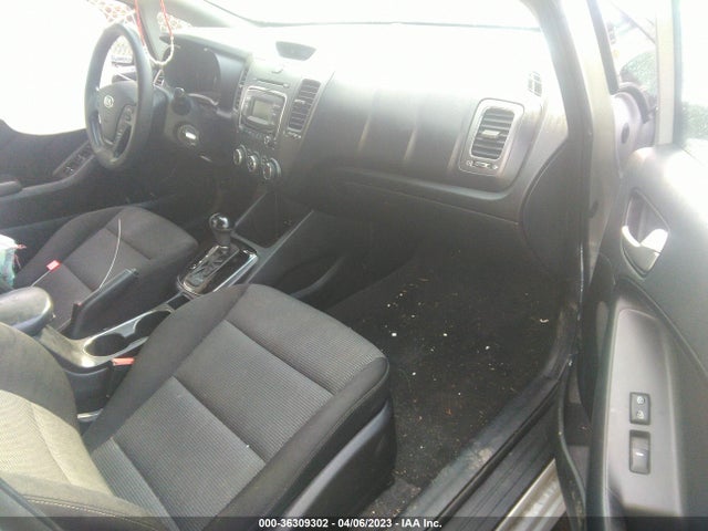 2017 KIA FORTE LX VIN: 3KPFK4A74HE051981